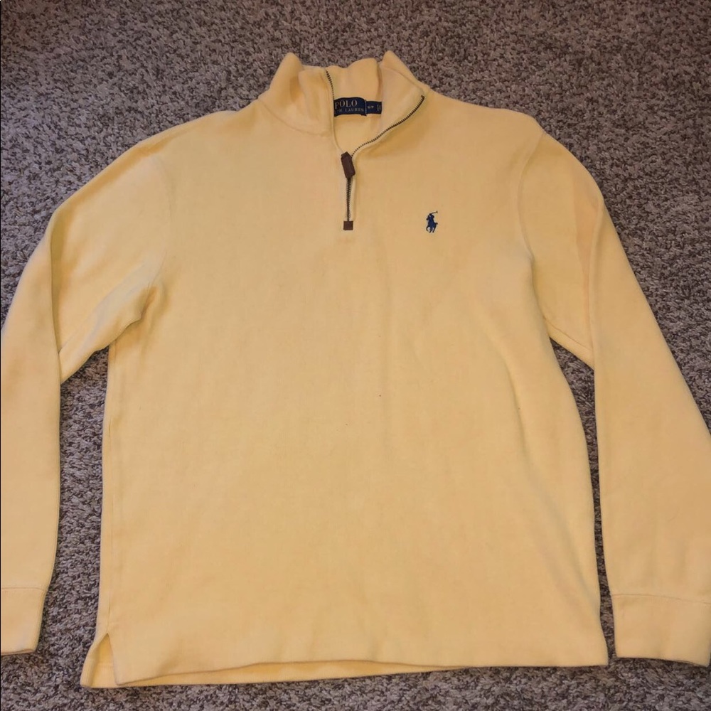 💛Yellow Polo zip up💛